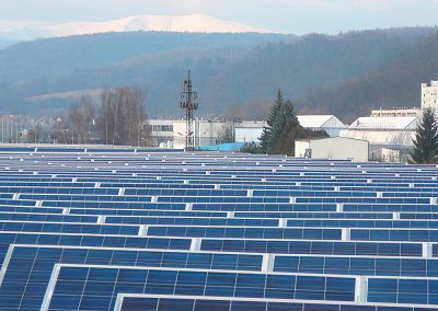 Fotovoltaická elektráreň prevádzkovaná s využitím služieb spoločností HTEnergy a HTMAS.