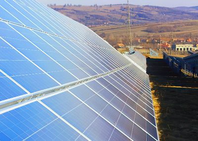 Fotovoltaická elektráreň prevádzkovaná s využitím služieb spoločností HTEnergy a HTMAS.